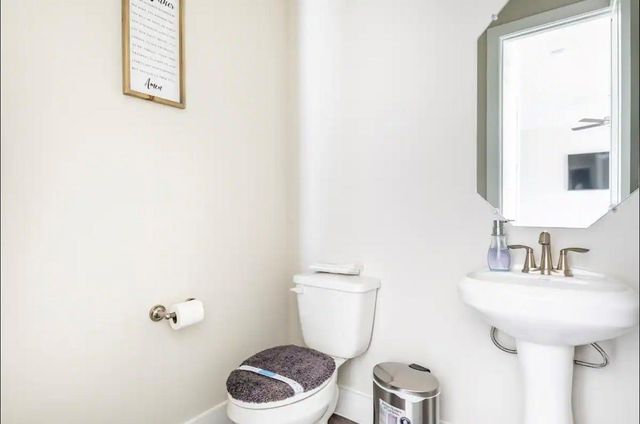 1740 Cove Crescent Court, Houston, TX 77055