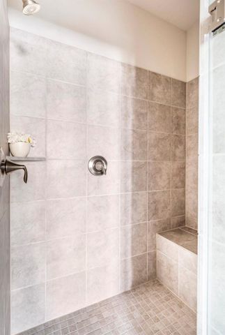 1740 Cove Crescent Court, Houston, TX 77055