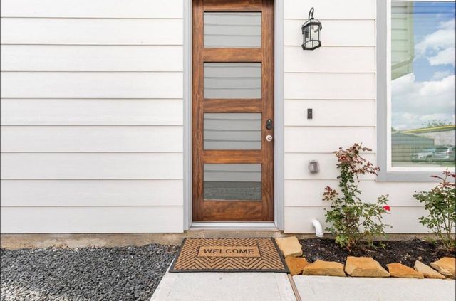 1740 Cove Crescent Court, Houston, TX 77055