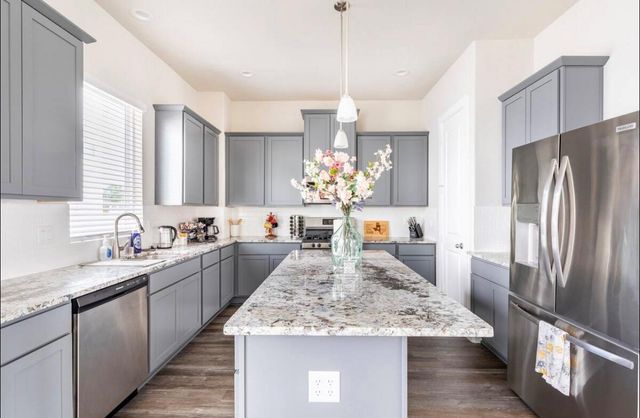 1740 Cove Crescent Court, Houston, TX 77055