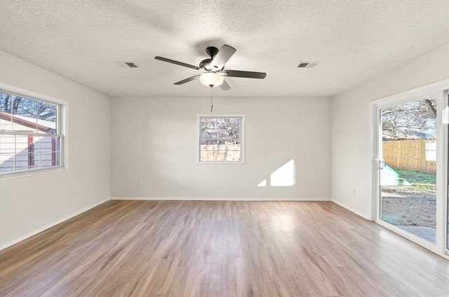 5004 S Briarwood Drive, Oklahoma City, OK 73135