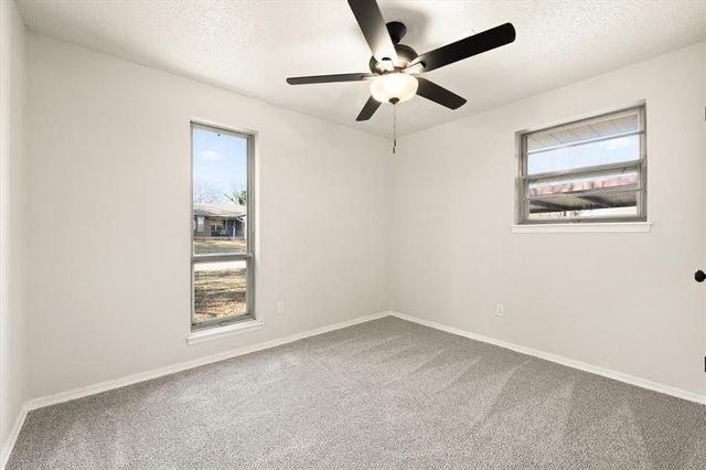 5004 S Briarwood Drive, Oklahoma City, OK 73135