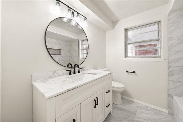 5004 S Briarwood Drive, Oklahoma City, OK 73135