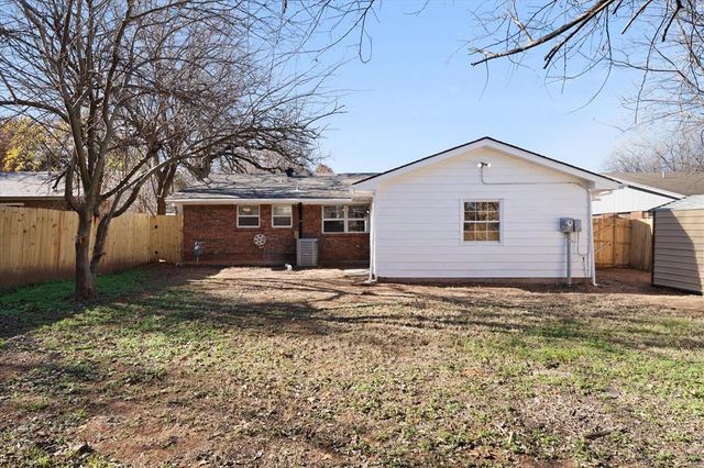 5004 S Briarwood Drive, Oklahoma City, OK 73135