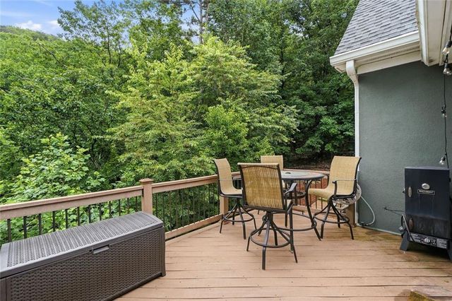 2951 Summitop Court, Marietta, GA 30066