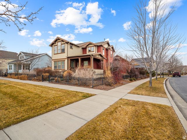 4172 W LAKE BRIDGE DR, South Jordan, UT 84009
