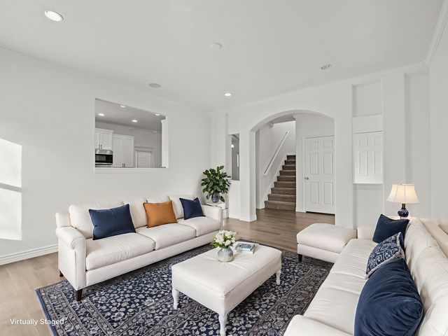 4172 W LAKE BRIDGE DR, South Jordan, UT 84009