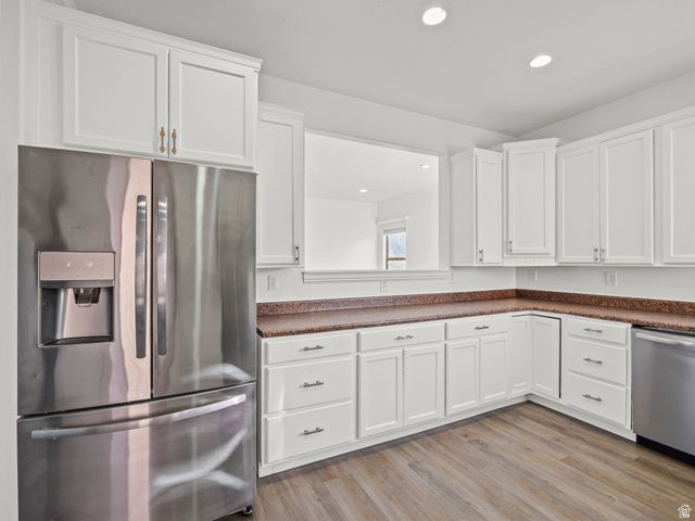 4172 W LAKE BRIDGE DR, South Jordan, UT 84009