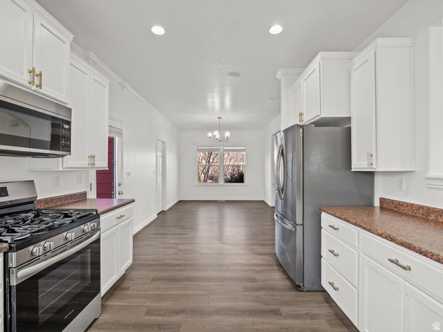 4172 W LAKE BRIDGE DR, South Jordan, UT 84009