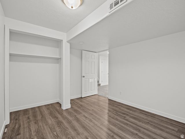 4172 W LAKE BRIDGE DR, South Jordan, UT 84009