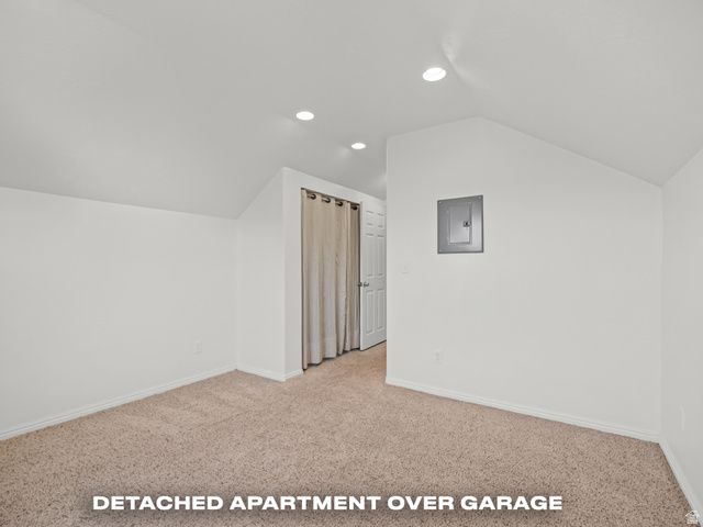 4172 W LAKE BRIDGE DR, South Jordan, UT 84009