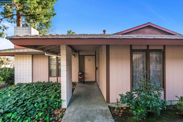 238-240 Camelback Rd, Pleasant Hill, CA 94523