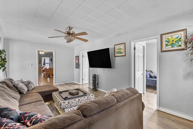 1222 KNAPP STREET, Oshkosh, WI 54902