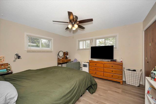 5423 Banks Ave, Superior, WI 54880