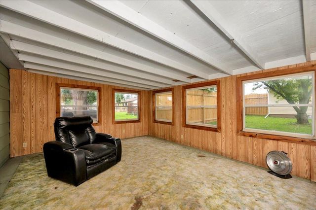 5423 Banks Ave, Superior, WI 54880