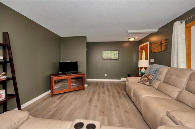 5423 Banks Ave, Superior, WI 54880