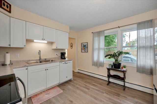 5423 Banks Ave, Superior, WI 54880