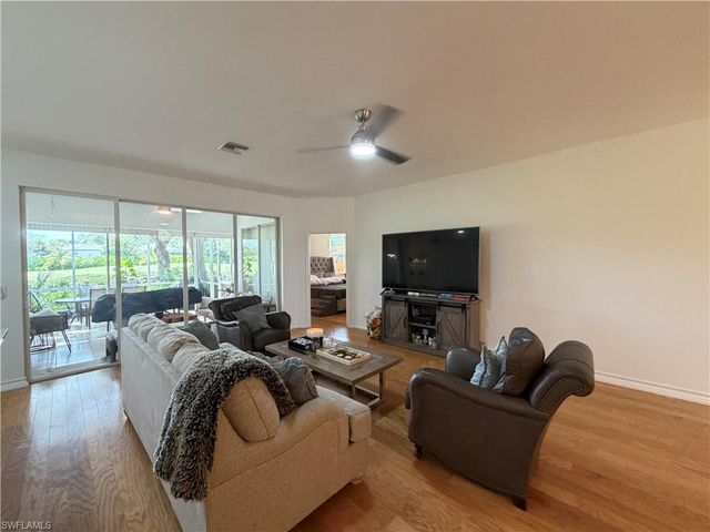 2260 Heritage Greens DR, Naples, FL 34119
