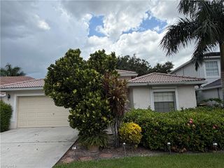 2260 Heritage Greens DR, Naples, FL 34119