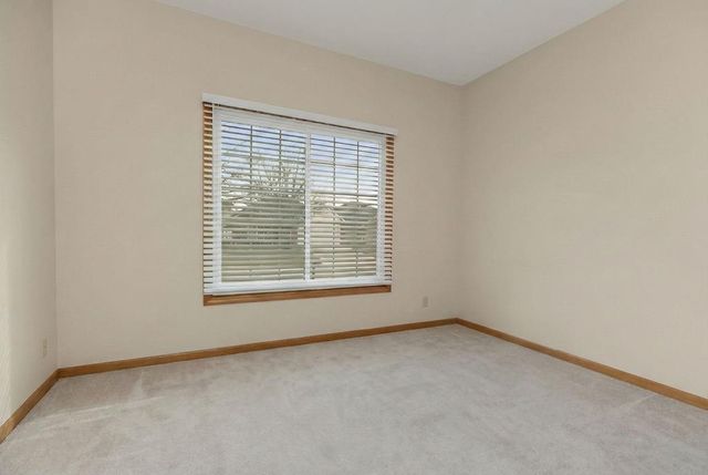 3224 S Cardinal Court, Blue Springs, MO 64015