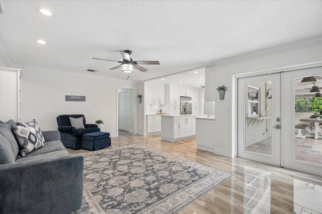 2691 NW 106th Avenue, Coral Springs, FL 33065