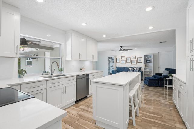 2691 NW 106th Avenue, Coral Springs, FL 33065