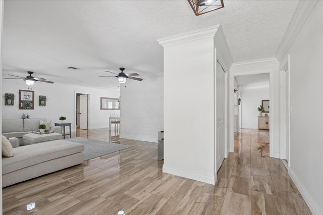 2691 NW 106th Avenue, Coral Springs, FL 33065