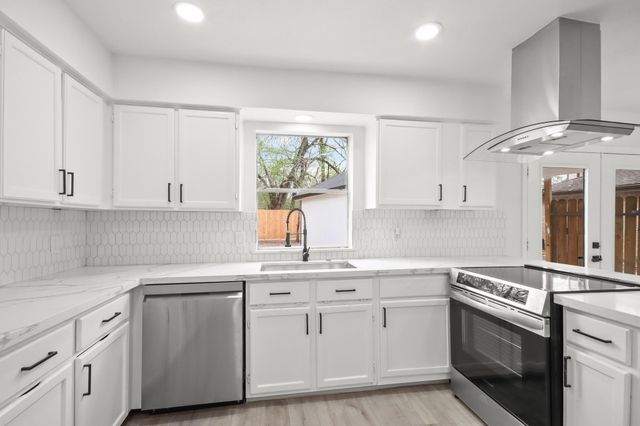 19431 Enchanted Oaks Drive, Spring, TX 77388