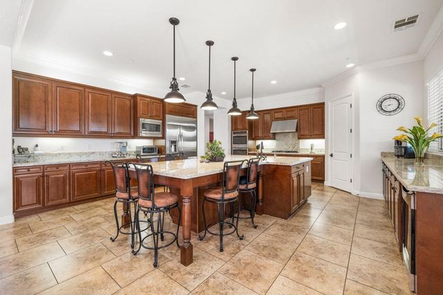 49286 Montpelier Drive, Indio, CA 92201