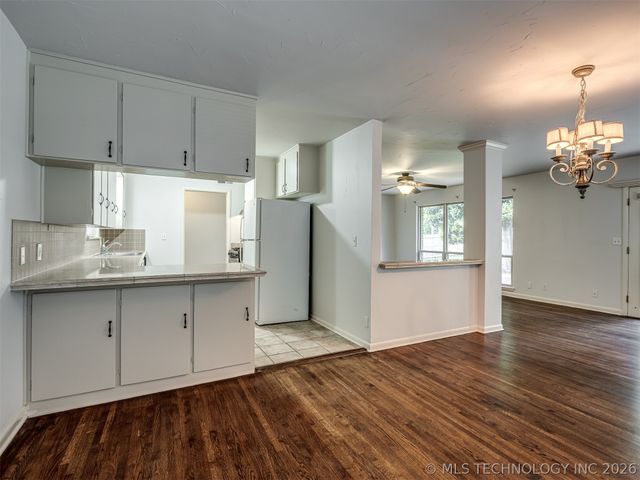 2486 E 54th Street, Tulsa, OK 74105