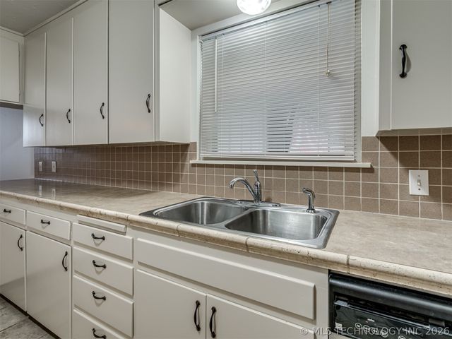 2486 E 54th Street, Tulsa, OK 74105