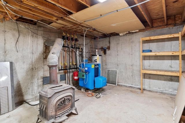 1 Pigeon Hill St., Rockport, MA 01966