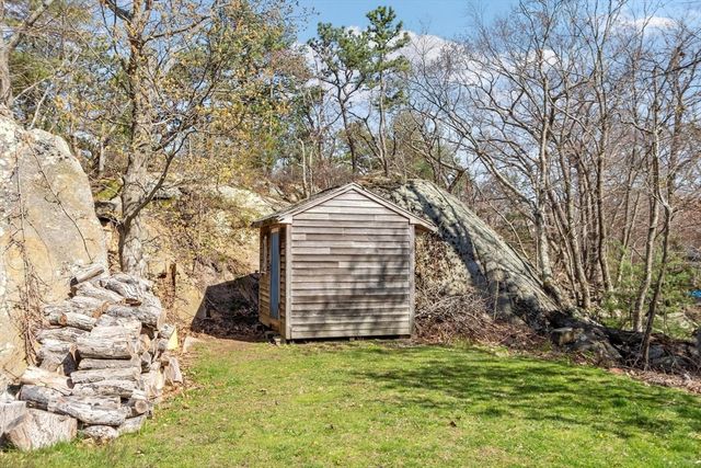 1 Pigeon Hill St., Rockport, MA 01966