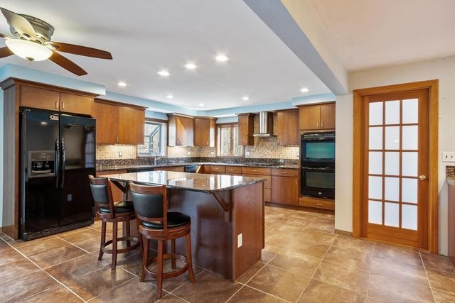 1 Pigeon Hill St., Rockport, MA 01966