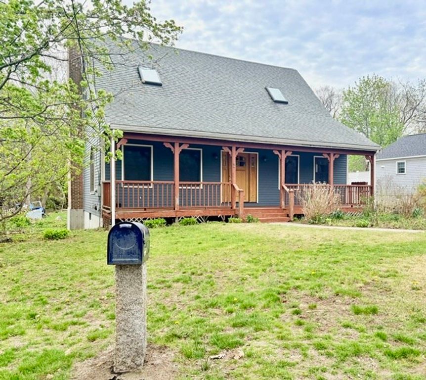 1 Pigeon Hill St., Rockport, MA 01966