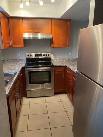 215 VALENCIA BOULEVARD 303, Belleair Bluffs, FL 33770