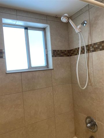 215 VALENCIA BOULEVARD 303, Belleair Bluffs, FL 33770