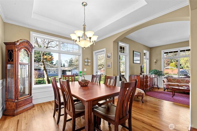 15523 SE 261st Place, Covington, WA 98042