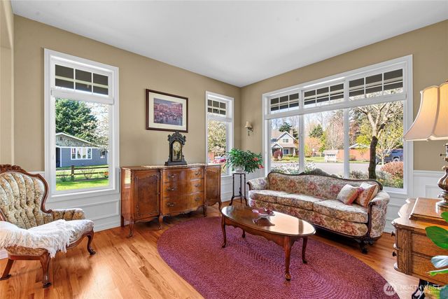 15523 SE 261st Place, Covington, WA 98042