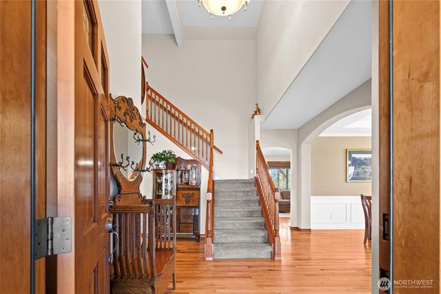 15523 SE 261st Place, Covington, WA 98042