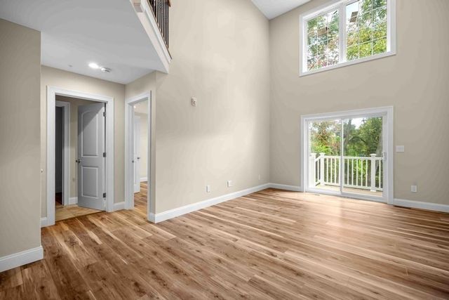 4 Sabrina Way H, Agawam, MA 01001