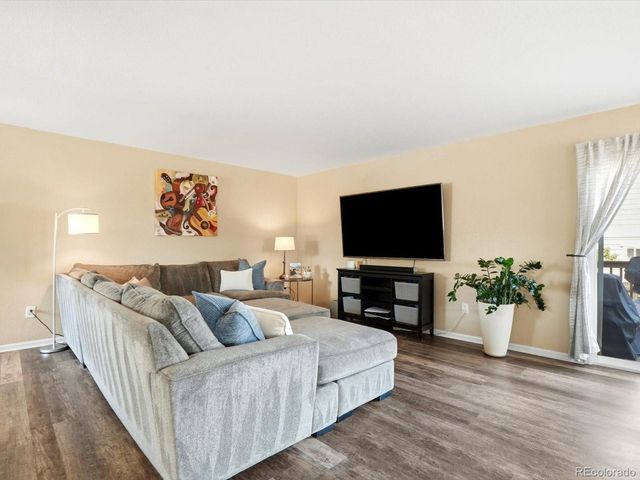 6410 Stuart St, Arvada, CO 80003