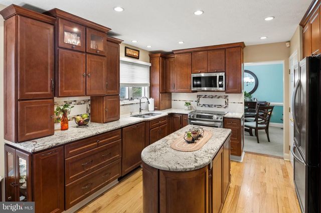 2300 APRICOT ARBOR PL, Odenton, MD 21113