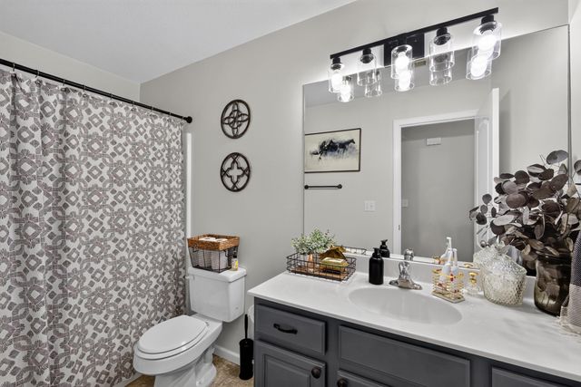 2912 WOODS CROSSING DR, Columbia, MO 65202