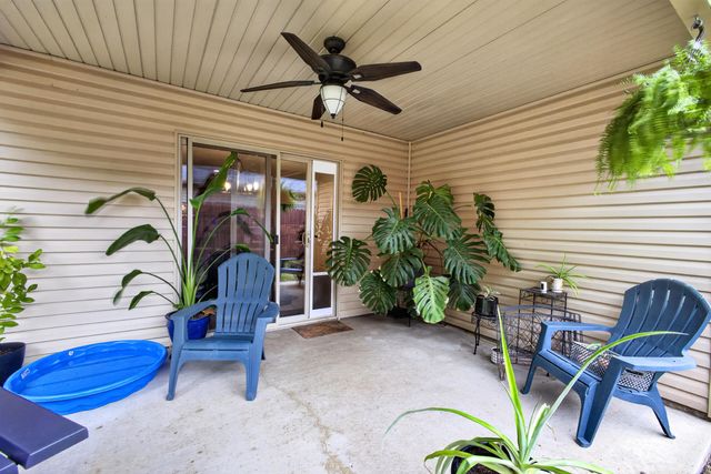 2912 WOODS CROSSING DR, Columbia, MO 65202