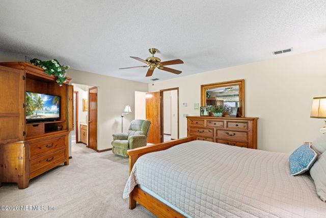 7210 SECRET WOODS Drive, Jacksonville, FL 32216