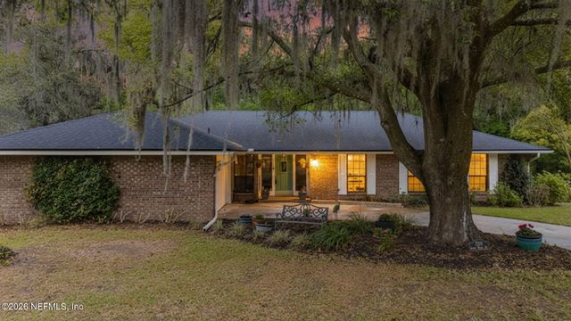 7210 SECRET WOODS Drive, Jacksonville, FL 32216