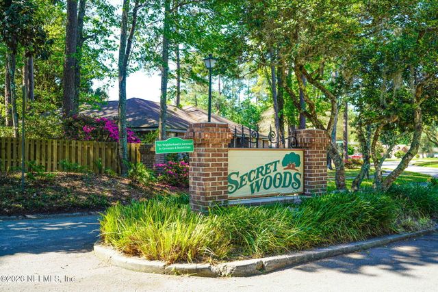 7210 SECRET WOODS Drive, Jacksonville, FL 32216