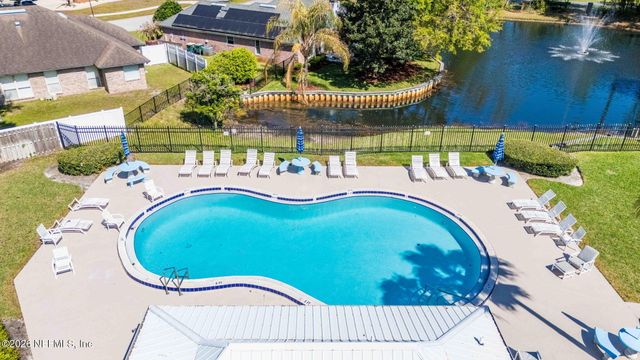 7210 SECRET WOODS Drive, Jacksonville, FL 32216