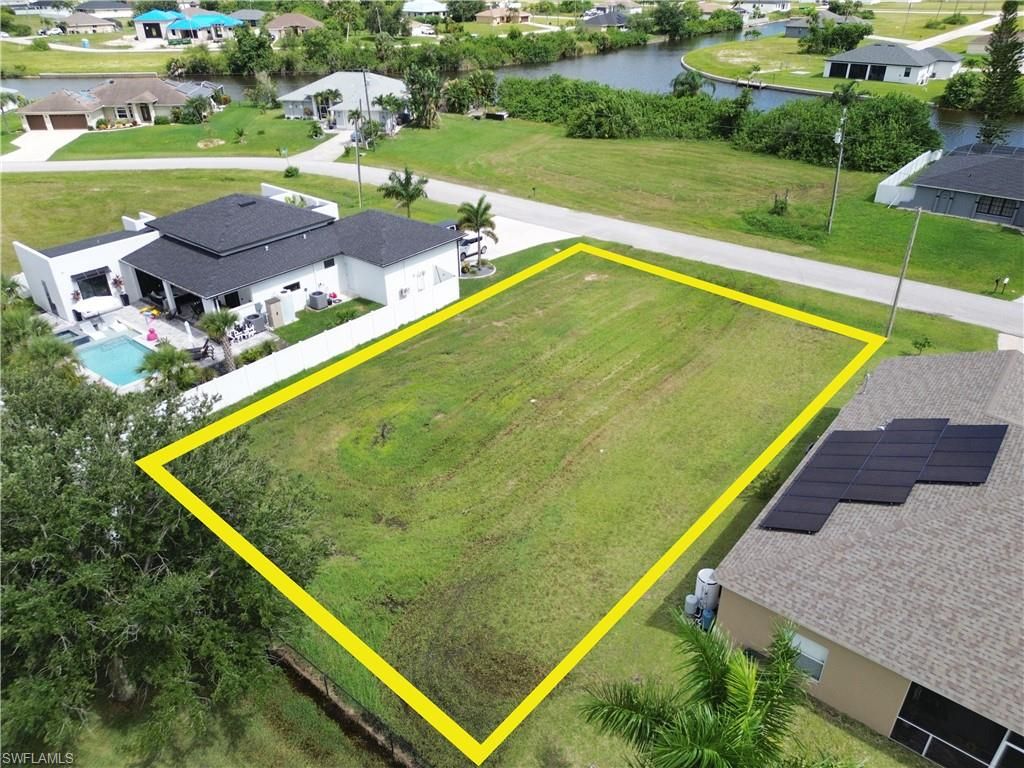 2905 NW 9th TER, CAPE CORAL, FL 33993 — exterior
